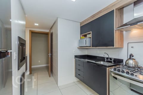 Image 14 - 269216